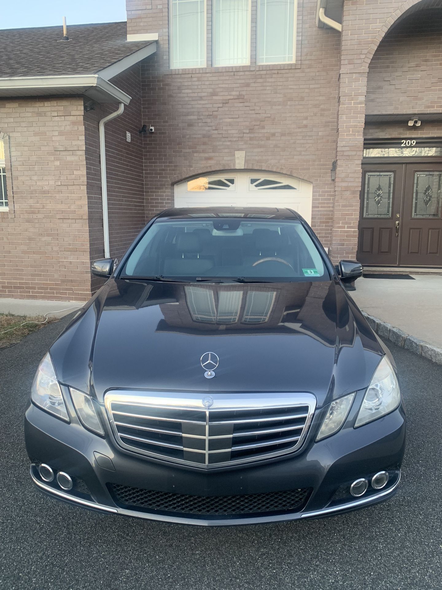 2010 Mercedes-Benz E-Class