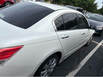 White 2009 Honda Accord