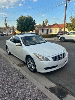 2010 Infiniti G37