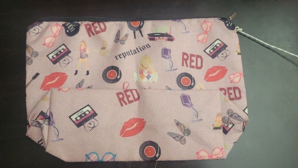 Taylor Swift Make bag