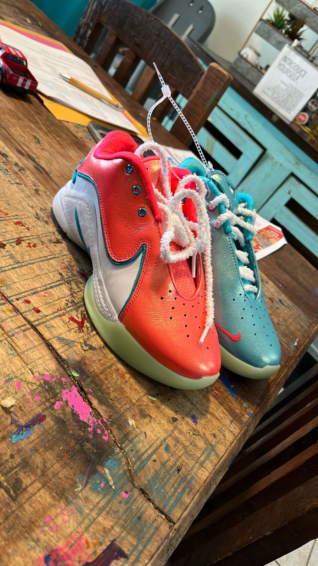 Jordan lebrons Christmas size 11