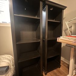 Set Of 2 Bookshelves 