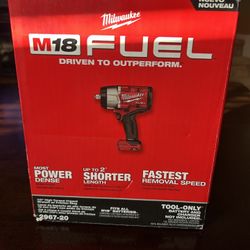 Milwaukee M18 Fuel 1/2” High Torque Impact Wrench 