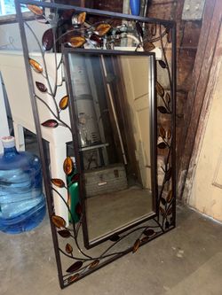 Decorative mirror