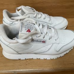 Girls Reebok Classic