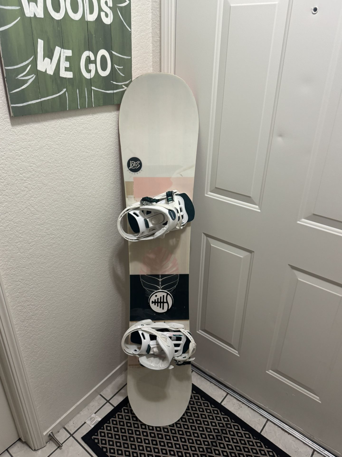 Salomon Lotus Snowboard w/ Bindings