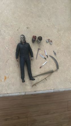 Michael Myers Halloween Action Figure w/ Extra Heads & Accessories