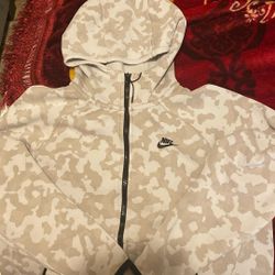 Zip Up Nike Jacket Camo