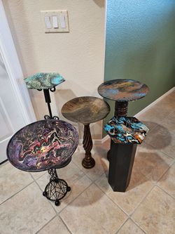 Assorted plant stands, small side tables