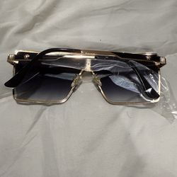 Brand new versace sunglasses