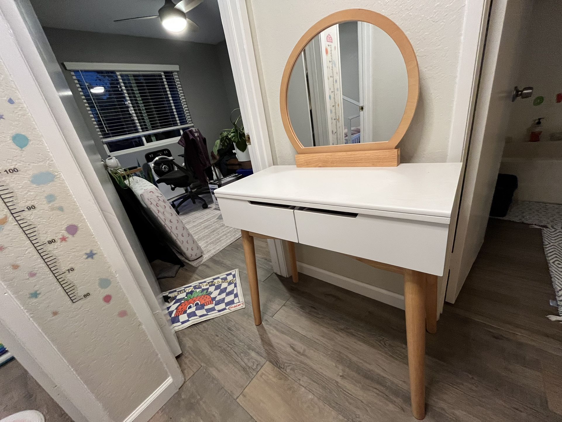 Vanity Table For Makeup