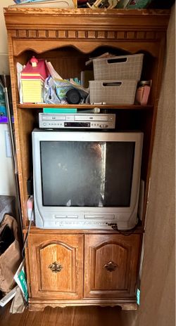TV/entertainment stand