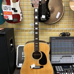 1977 Aspen Vintage Acoustic Guitar (Shows Signs Of Wear & Faded Color) 