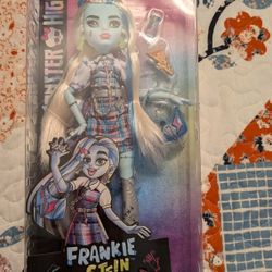 Mattel Monster High Frankie Stein Fashion Doll