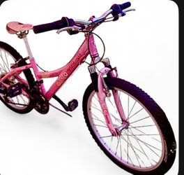 Trek Girls Pink and Orange Mountain Bike Mt 220