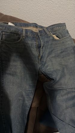 Men's Medium Wash Denim Jeans
