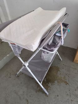 Baby change table