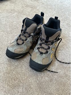 Merrell Mens Yokota 2 Mid Waterproof Hiking Walking Boots J77381 size 7
