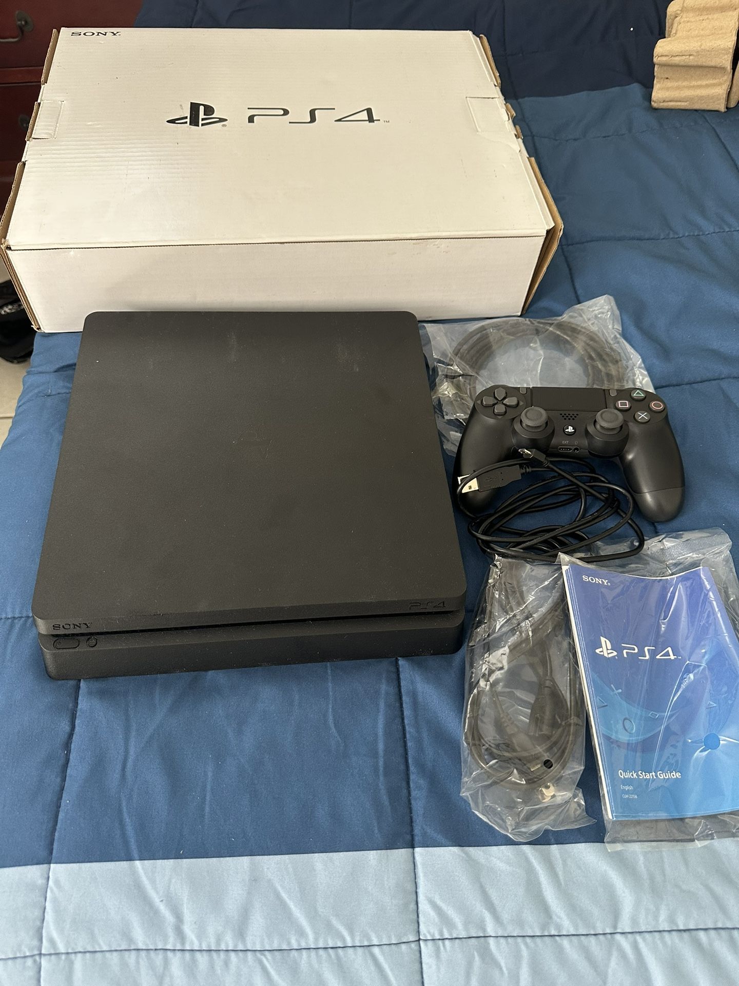 PS4 Slim 1TB