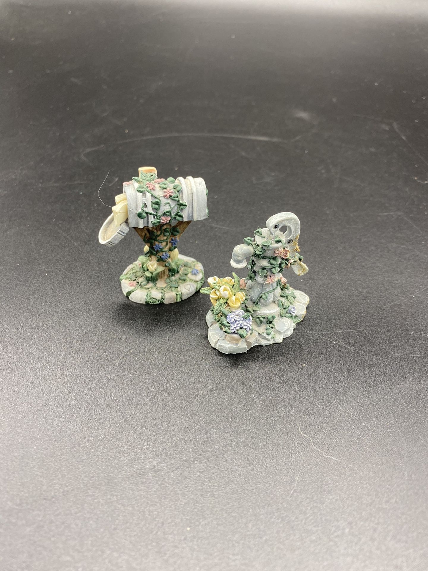 Cat Art 1997 Ivy & Innocence Miniature Cool Water Pump Figurine 05185 & 05184