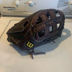 Wilson Softball Glove 