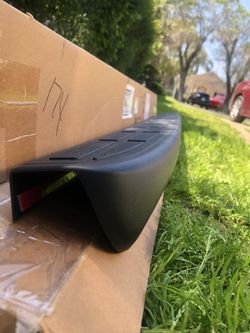 99-07(classic) Silverado tailgate spoiler