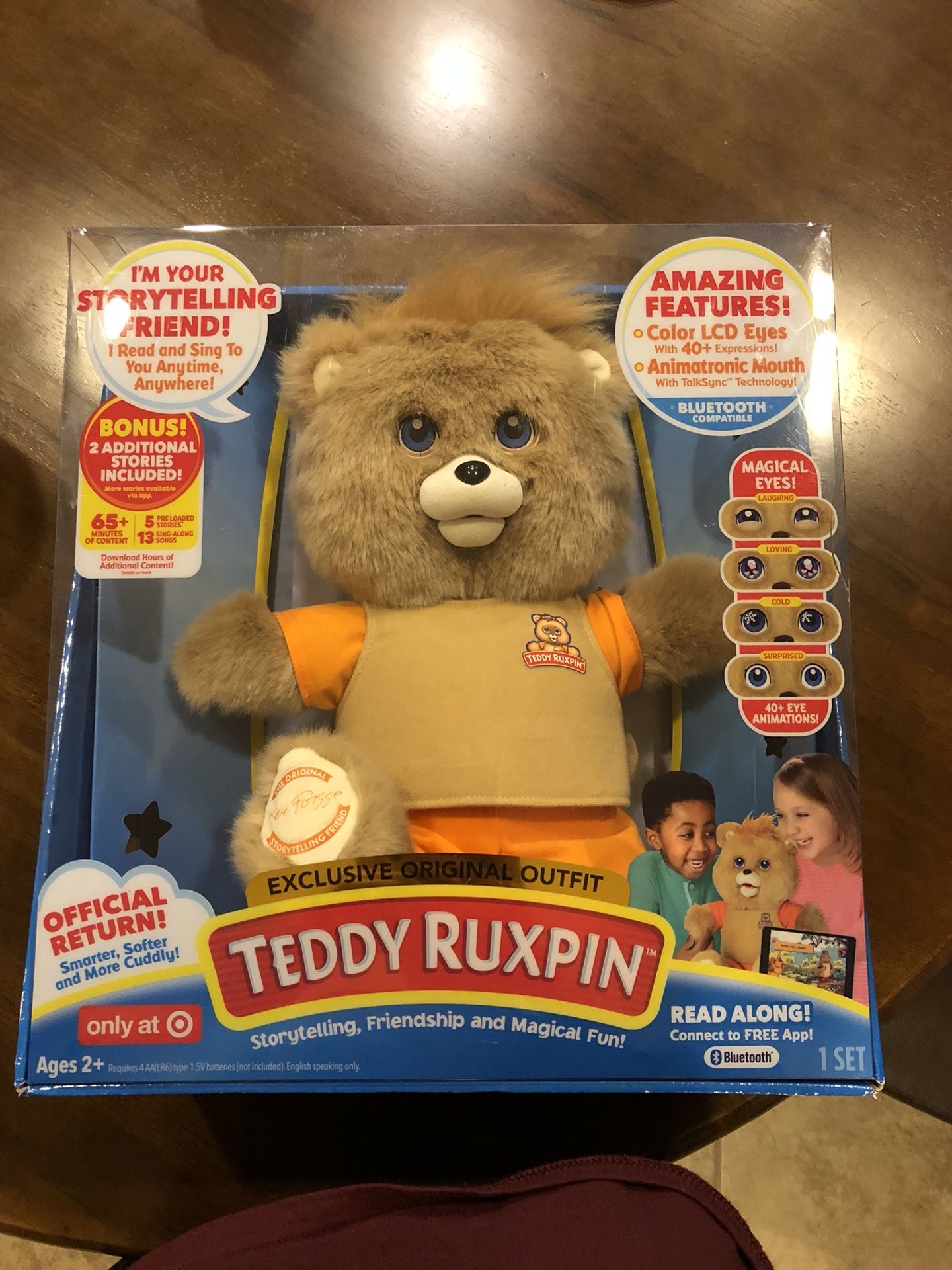 Teddy Ruxpin (storytelling, friendship, magical fun!)