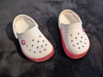 Girls Crocs size 9 pink and white light up