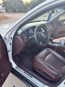 2015 Infiniti Q50