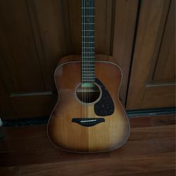 Yamaha FG800 Guitar