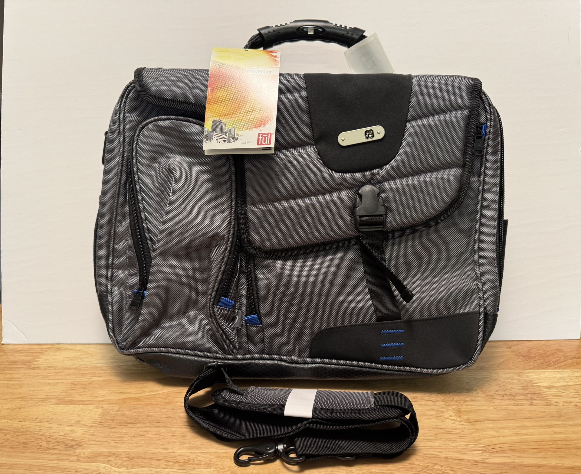 Ful Commotion Messenger Laptop Bag