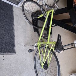 Women Used SCHWINN Bicycle 