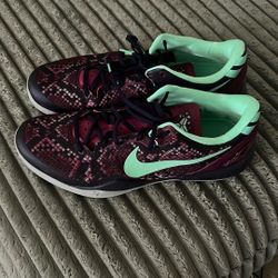 Kobe Nike Size15