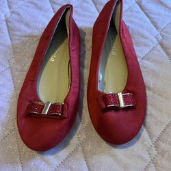 Red Girl’s Flat Shoes Size 11c