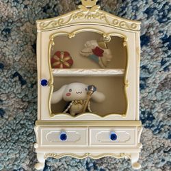 Prince RE-MENT Cinnamoroll Secret Closet Toy