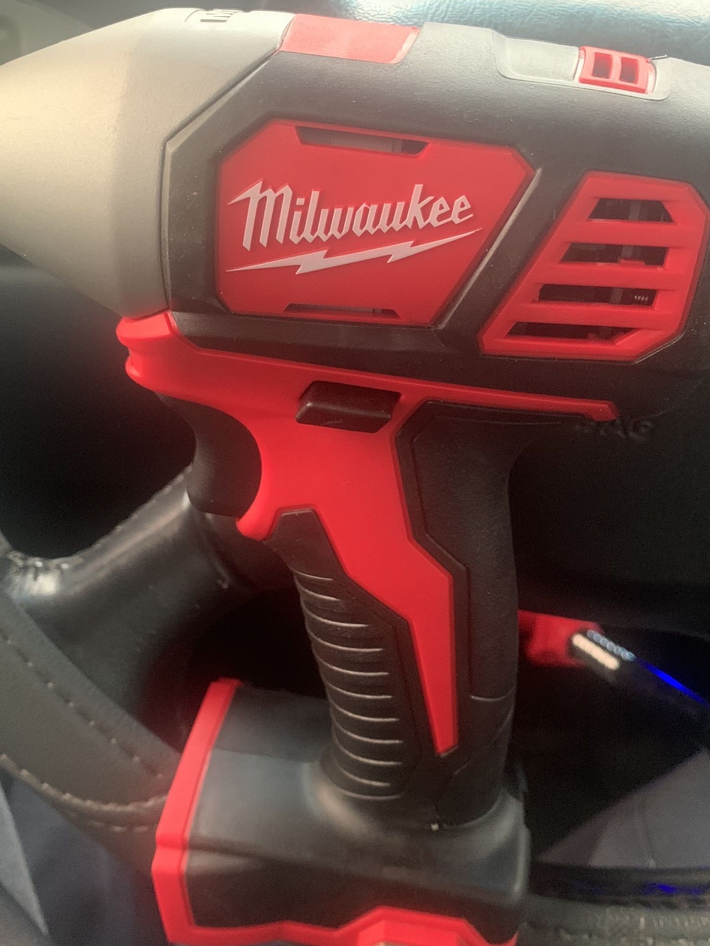 Milwaukee M18 18-Volt Lithium-Ion Cordless 1/4 in. Hex Impact Driver (Tool-Only