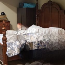 4 Post CAL KING BED