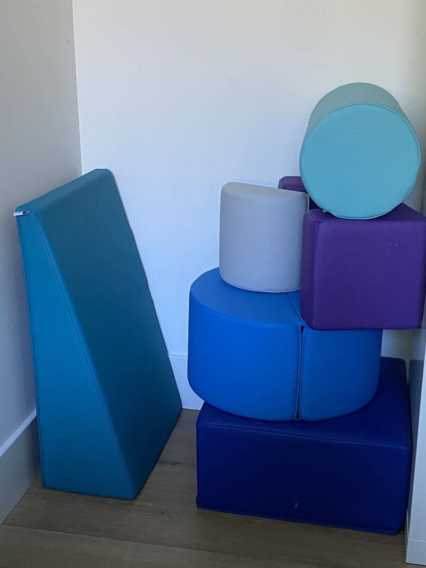 6 Piece Foam Block Climbing Set