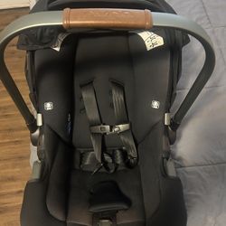 Nuna Pipa Rx Infant Car Seat And Base Used