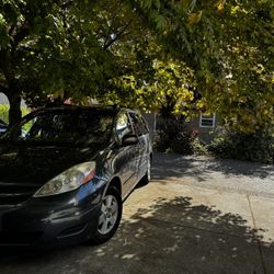 2010 Toyota Sienna