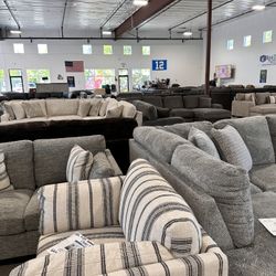 New Sofas Available To Go Today!