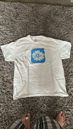 Flower blue and white empyre shirt