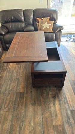 Dark Wood Lift-Top Coffee Table with Storage