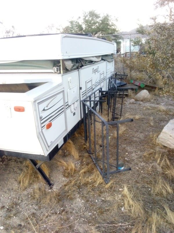 Pop Up Trailer Great Comdition