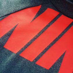 Boys NIKE Pullover Sweatshirt L