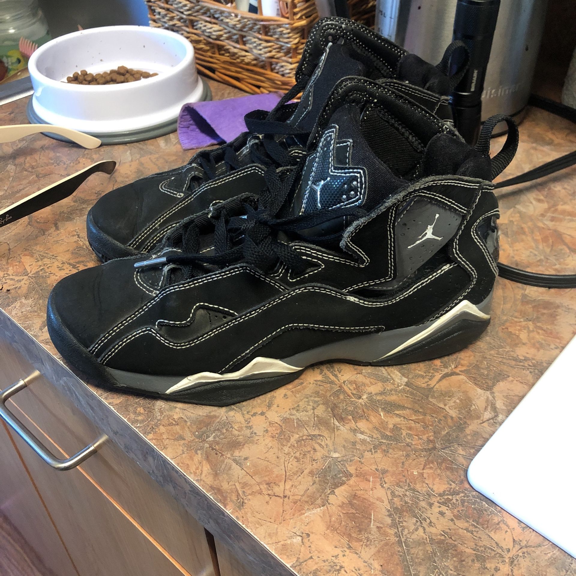 Jordan’s Youth size 6