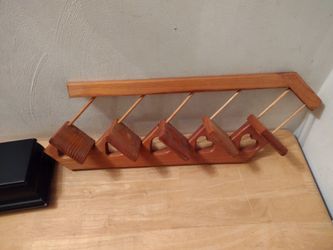 2 Wooden Shelves 