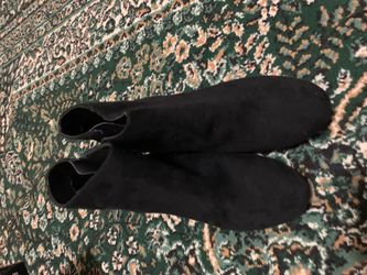 Arizona booties 7.5 size black color new brand