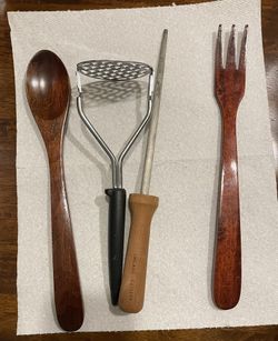 Kitchen utensils
