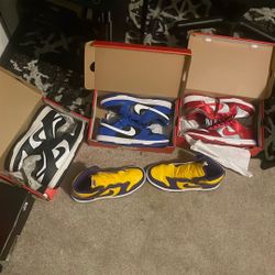 4 Pairs Of Dunks Size 9